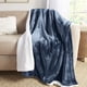 thumbnail image 2 of Manta Sherpa de Blanket Genteele, supersuave y reversible, 150 x 180 cm, 2 of 6