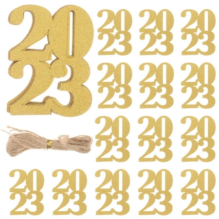 

40pcs 2023 Cutouts Tags Graduation Centerpieces Sticks Glitter 2023 Graduation Centerpieces