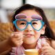 thumbnail image 5 of 1 par de gafas de sol con forma de corazón para niños y niñas, adorables gafas de sol, 5 of 5