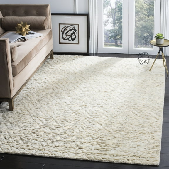 SAFAVIEH Manhattan Ekaterina Geometric Wool Shag Area Rug, Ivory, 6' x 9'