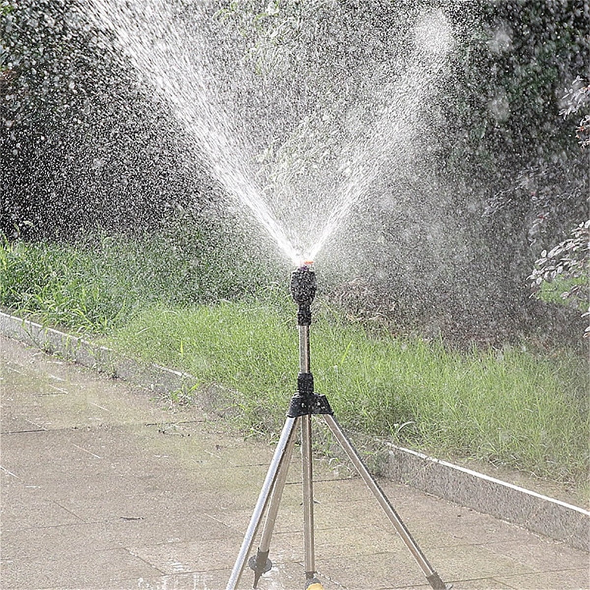 COM1950s Rotating Tripod Sprinkler,Garden Irrigation System with 360 Degree Automatic Rotation,Stainless Steel Stand and Adjustable Spray,Easy Installation for Lawn,Yard and Agricultural Watering