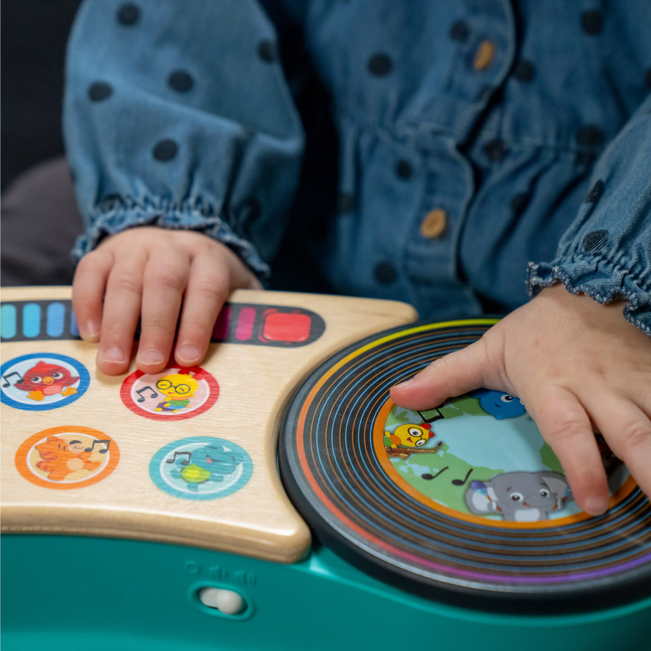 Baby Einstein + Hape DJ Discovery Musical Toy Turntable, Unisex
