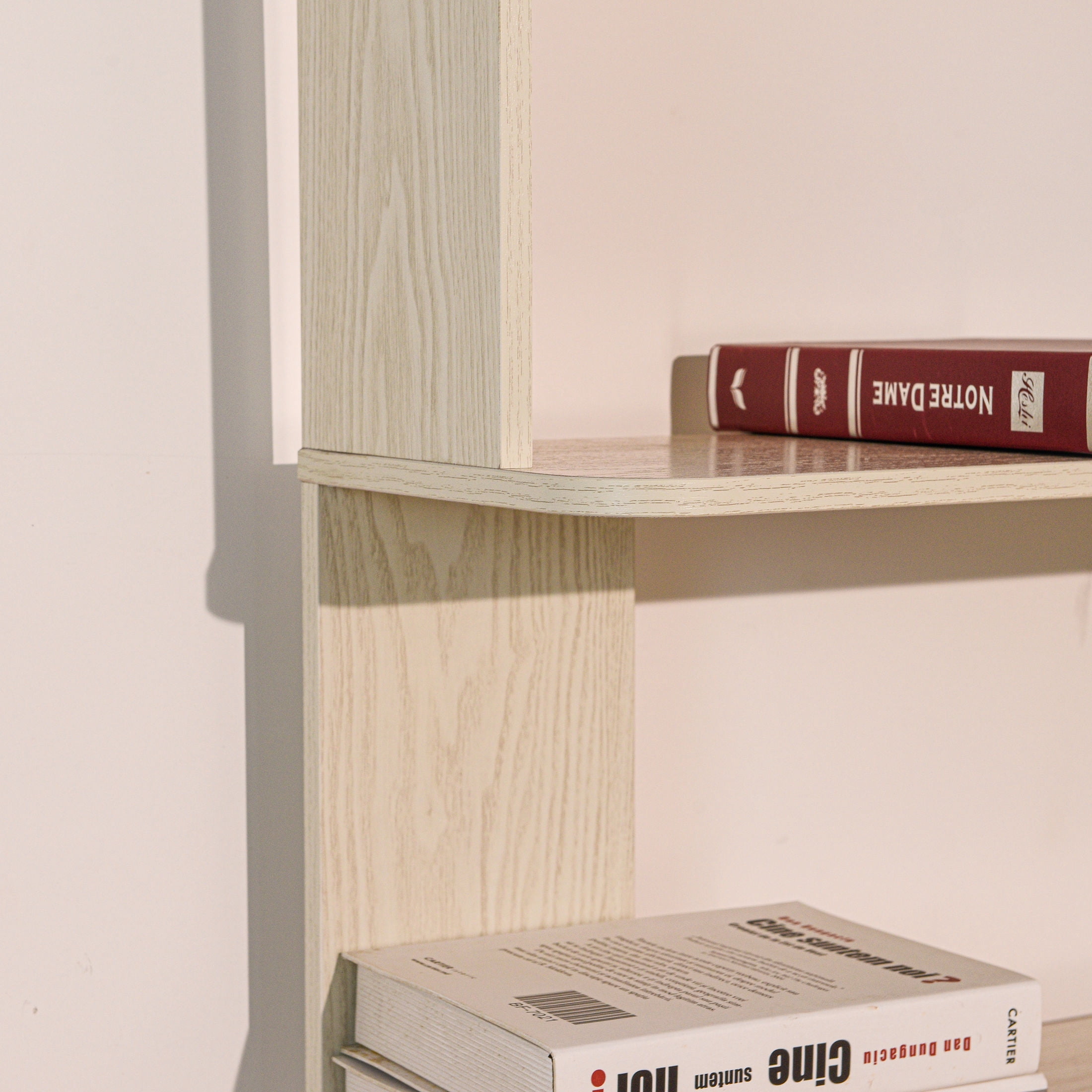 GDF Studio Derwin 5-Tier Corner Bookshelf, L-Shaped Wooden Bookcase for Living Room, Home Office, White Oak