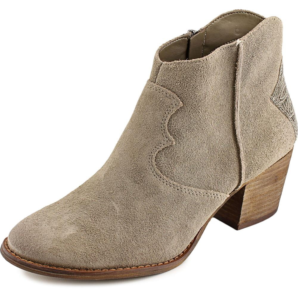 marc fisher jarli bootie taupe