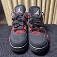 thumbnail image 4 of Taille 10.5 - Jordan 4 Rétro Rouge Moyen Tonnerre, 4 of 6