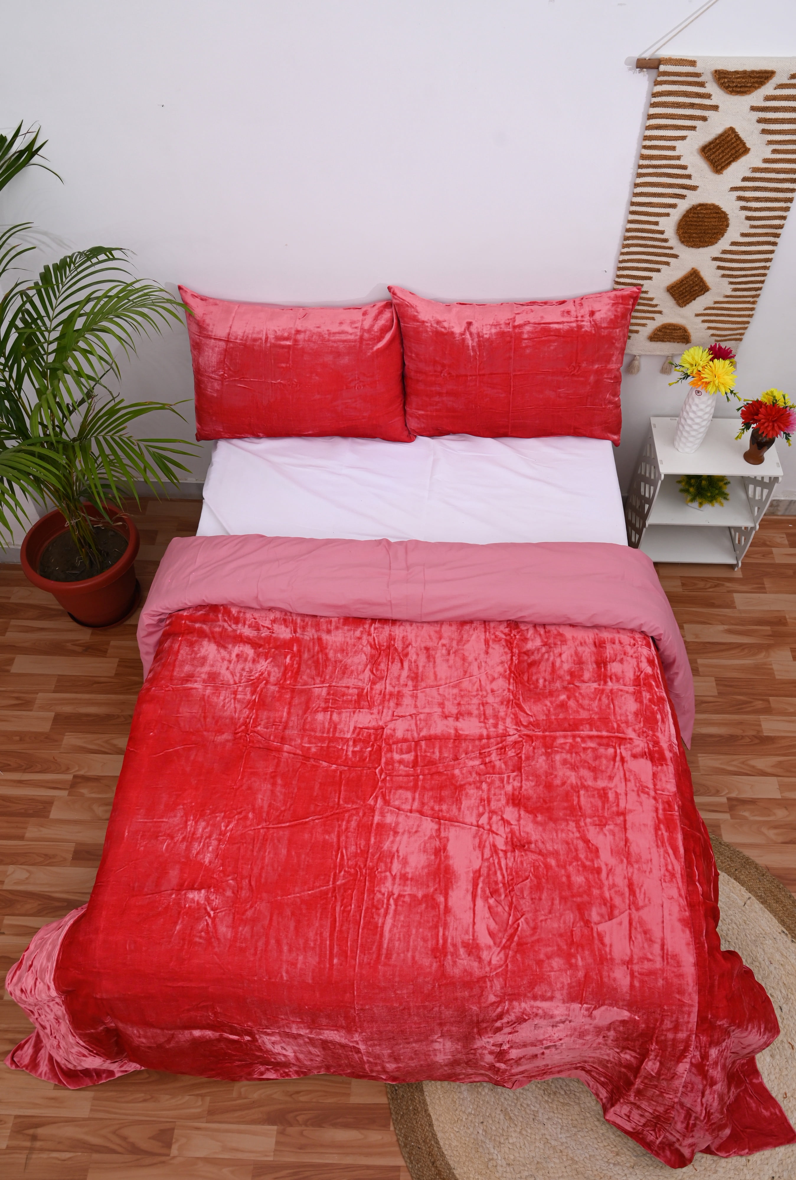 HandloomBazzar Ultra-Luxe Velvet Duvet Cover, Boho Bedding UO Comforter Donna Cover, 3 Pcs Set Pink Color Duvet Set, Velvet Bedding Set, California King Size 98" x 104"