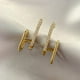 thumbnail image 4 of Pendientes de cristal brillante para mujer, aretes coreanos inusuales, gancho para Piercing de oreja, Perla Irregular, regalo de joyería de Navidad, novedad de 2023, 4 of 4