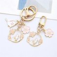 thumbnail image 4 of Llavero de conejo y gato, bonito, redondo, de metal, bonito, rosa, sakura, para coche, bolso, llavero, para niña, niño, pareja, joyería, colgante (B), 4 of 5