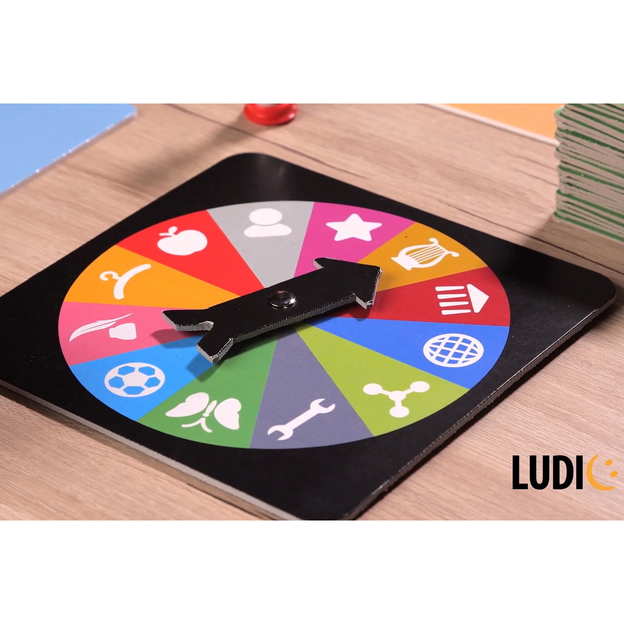 Ludic Nomen - The Word Chain Game, Letter & Category Matching, Strategy Party Board Game, Test Your Vocabulary & Creativity, Family Age 8+, 2-4 Player