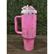 thumbnail image 3 of Vaso Stanley de 40 Oz para Hello Kitty | Botella de Agua Rosa con Diseño de Gatito "Hola" y Peonía. Envoltura Completa con Grabado Láser Personalizado. obsequios para Ella, 3 of 7
