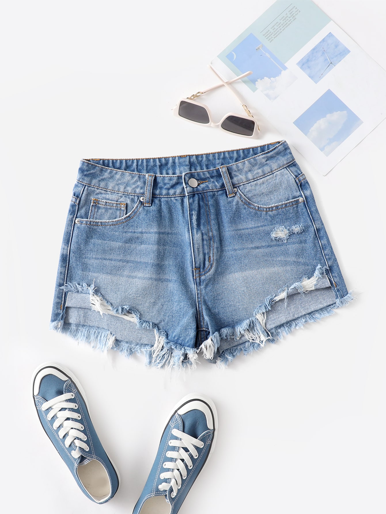 Ripped Raw Hem Zip Up Denim Shorts 2022 