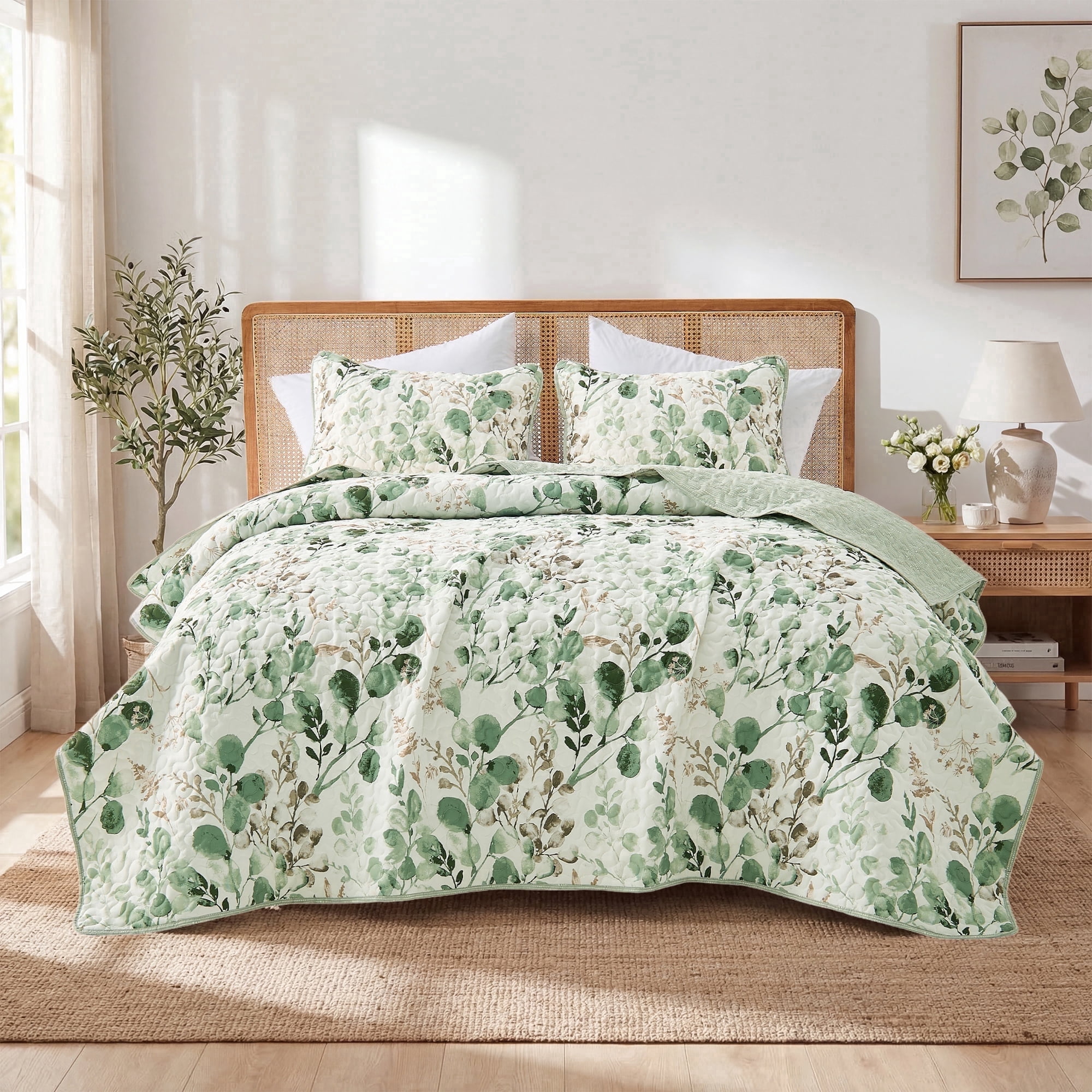 Regency Heights Full/Queen Botanical Quilt Set, 3-Piece Reversible Floral Summer Quilt Coverlet Bedding Set, Green Quilted Bedspread with Shams for All Season