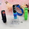thumbnail image 4 of Gwong Electrónica Reloj digital LED Pantalla impermeable Silicona Dibujos animados Superman Batman Deporte Pulsera para niños, 4 of 6