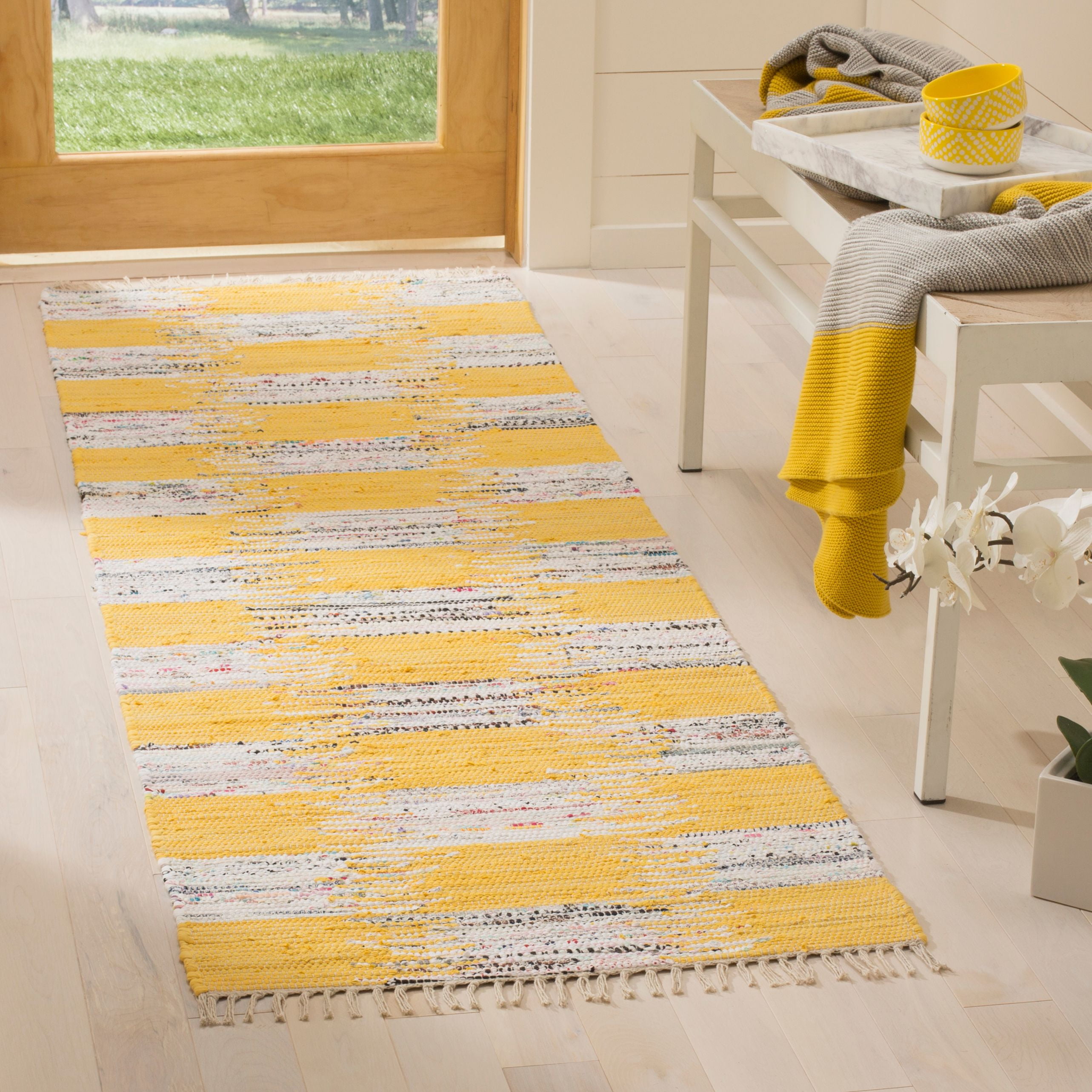 Safavieh Montauk Eglantine Checkered Area Rug or Runner