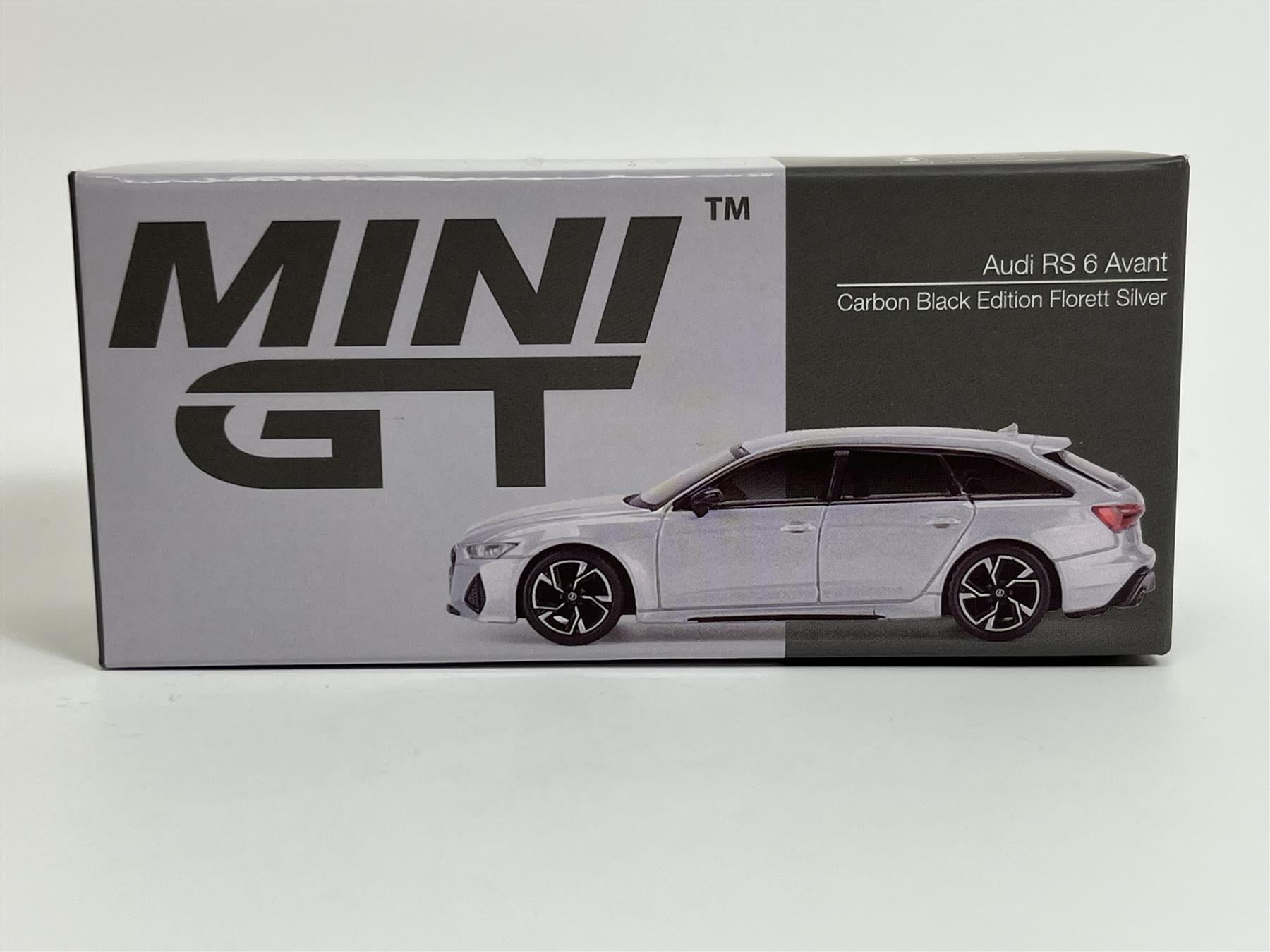 Audi RS 6 Avant Carbon Black Edition Florett Silver RHD 1:64