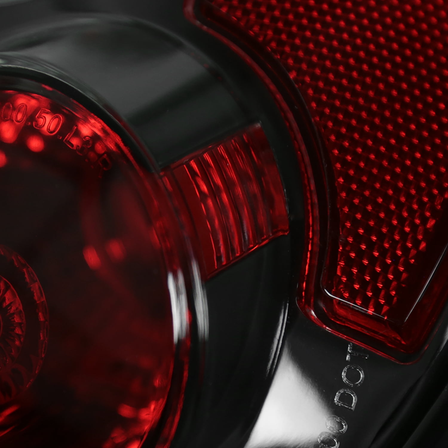 Spec-D Tuning Black Tail Lights Compatible with 2001-2005 Chrysler PT Cruiser, Left + Right Pair Assembly
