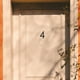 thumbnail image 5 of Letrero de acrílico moderno con número de casa 4, fácil de instalar, para jardín exterior, buzón y puerta, color negro, para marcar la dirección, 5 of 7