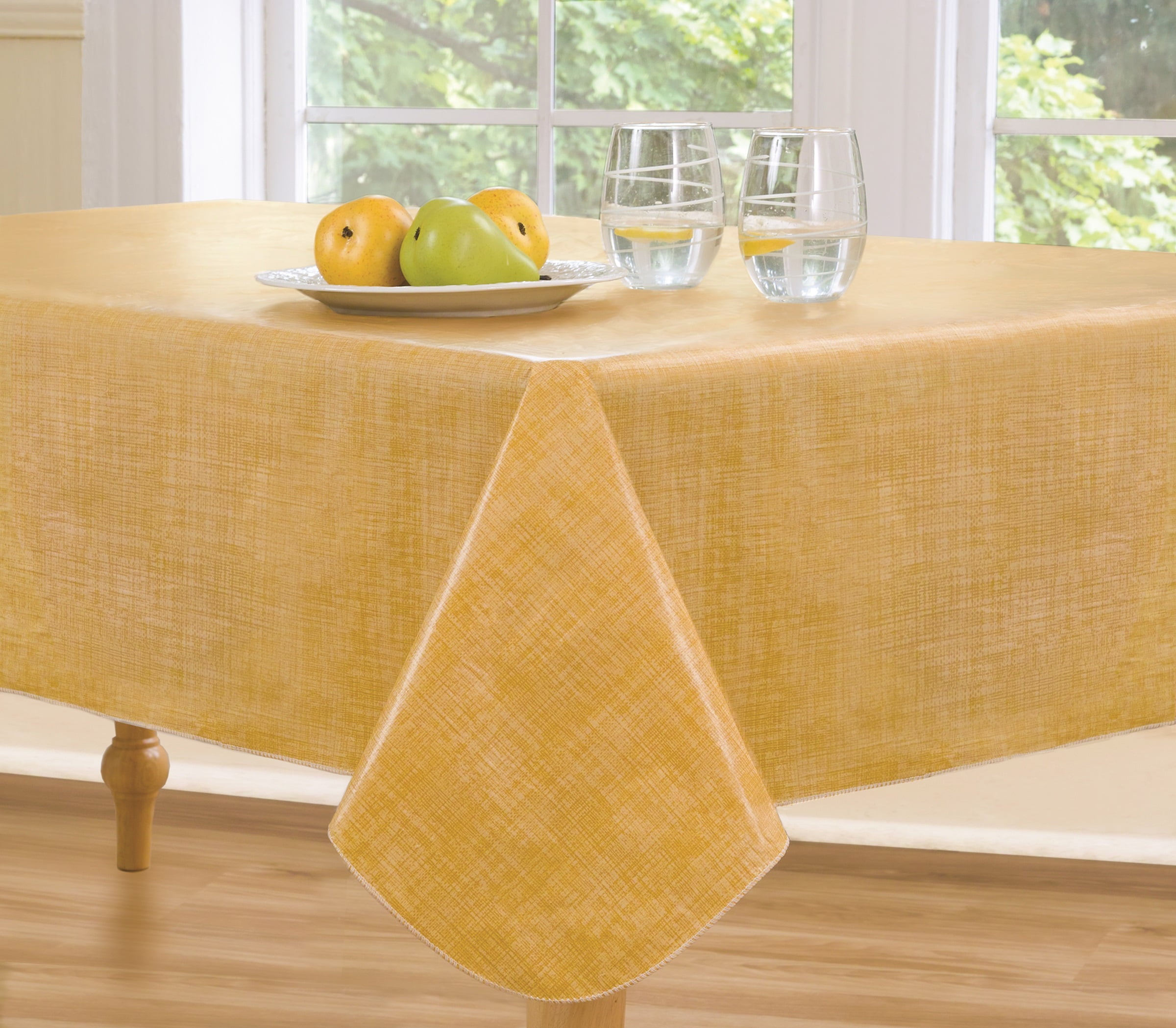 Tafelkleden Monterey 70" Round Vinyl Indoor/Outdoor Tablecloth in
