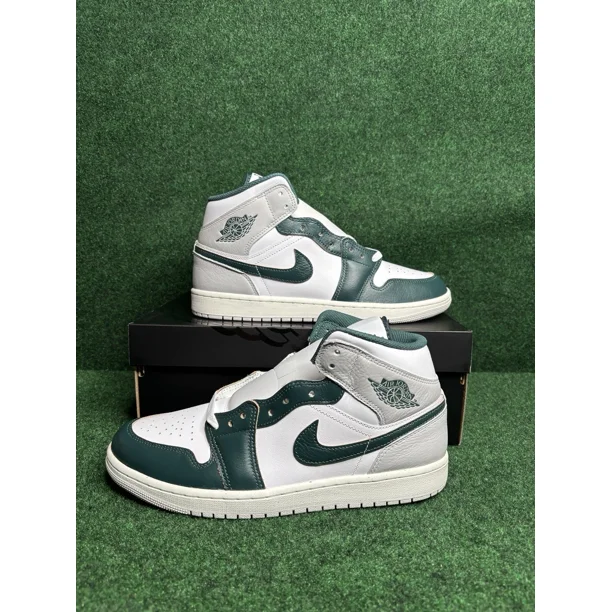 Ni - ke Ni - ke Air Jordan 1 Mid SE White Oxidized Green Sail Grey Men's Size 8 Shoes New
