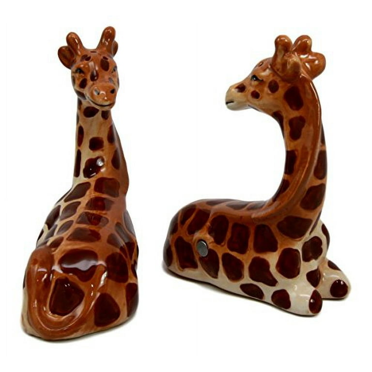Zoo Safari Tall Giraffe Animal Lovers Ceramic Magnetic Salt Pepper Shakers  Set