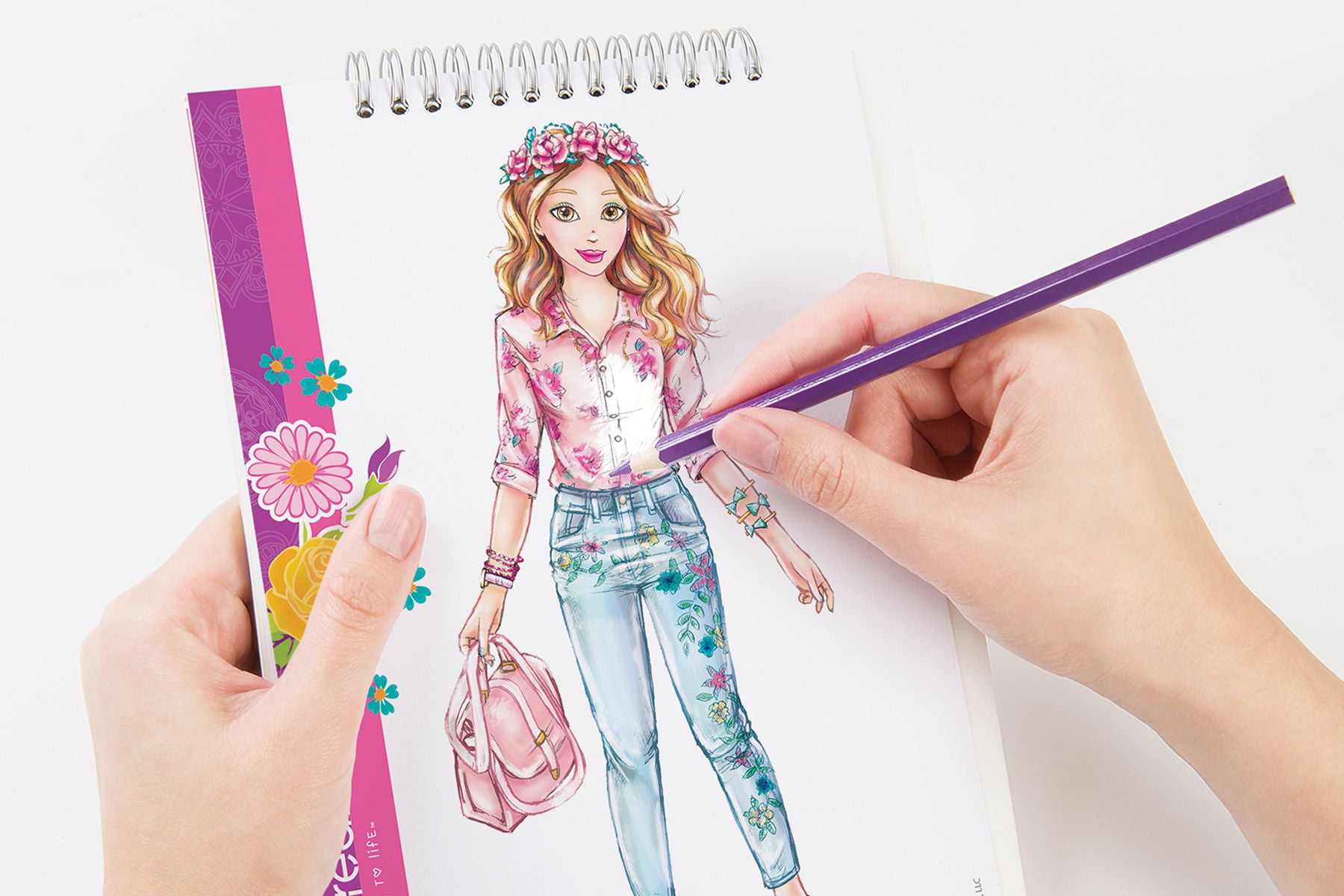 Lorfancy 500+ Fashion Designer Kits for Girls Kids Fashion Sketchbook  Drawing Book Design Games Toddler DIY Stickers Stencils Activity Set Design