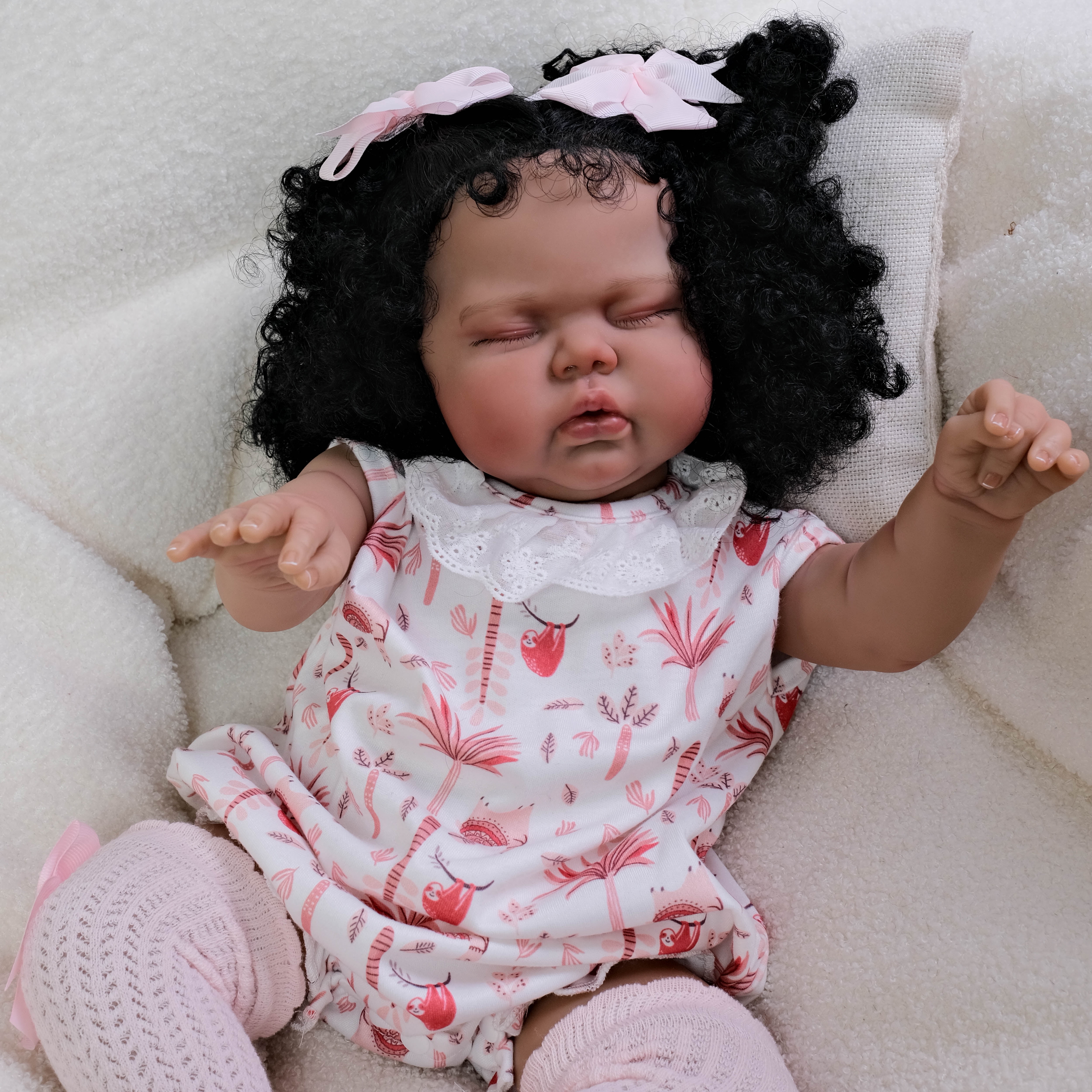 Lifelike Reborn Baby Dolls 19 inch Real Baby Doll Soft Cloth Body African American Real Life Newborn with Complete Accessories for Kids Age 3+