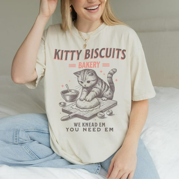 Cat Biscuit Shirt, Cute Kitty Biscuits Bakery Retro Style Graphic Tee, Funny Baking Gifts for Her, Cat Lover Baker Tshirt, Kitten T-Shirt