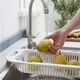 thumbnail image 4 of Cesta de drenaje retráctil para fregadero de cocina, escurridor de platos de plástico, cesta de filtro para fregadero, cesta para frutas y verduras, 4 of 10