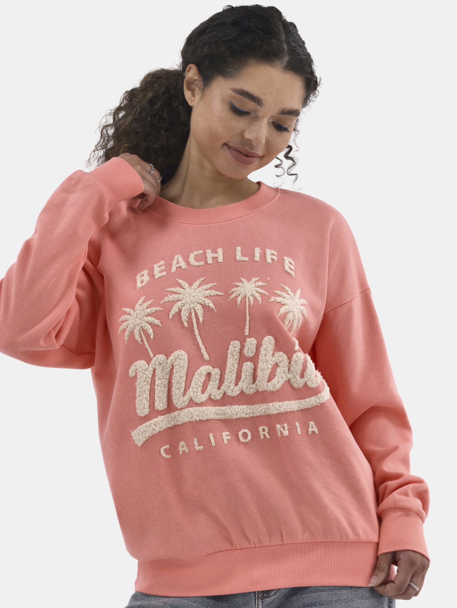 No Boundaries Oversized Graphic Crewneck Sweatshirt, Midweight, Women's and Women's Plus