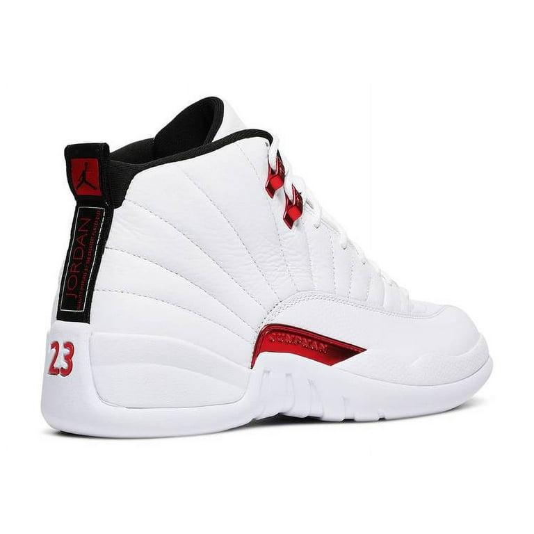 Jordan retro 12 august 23 top