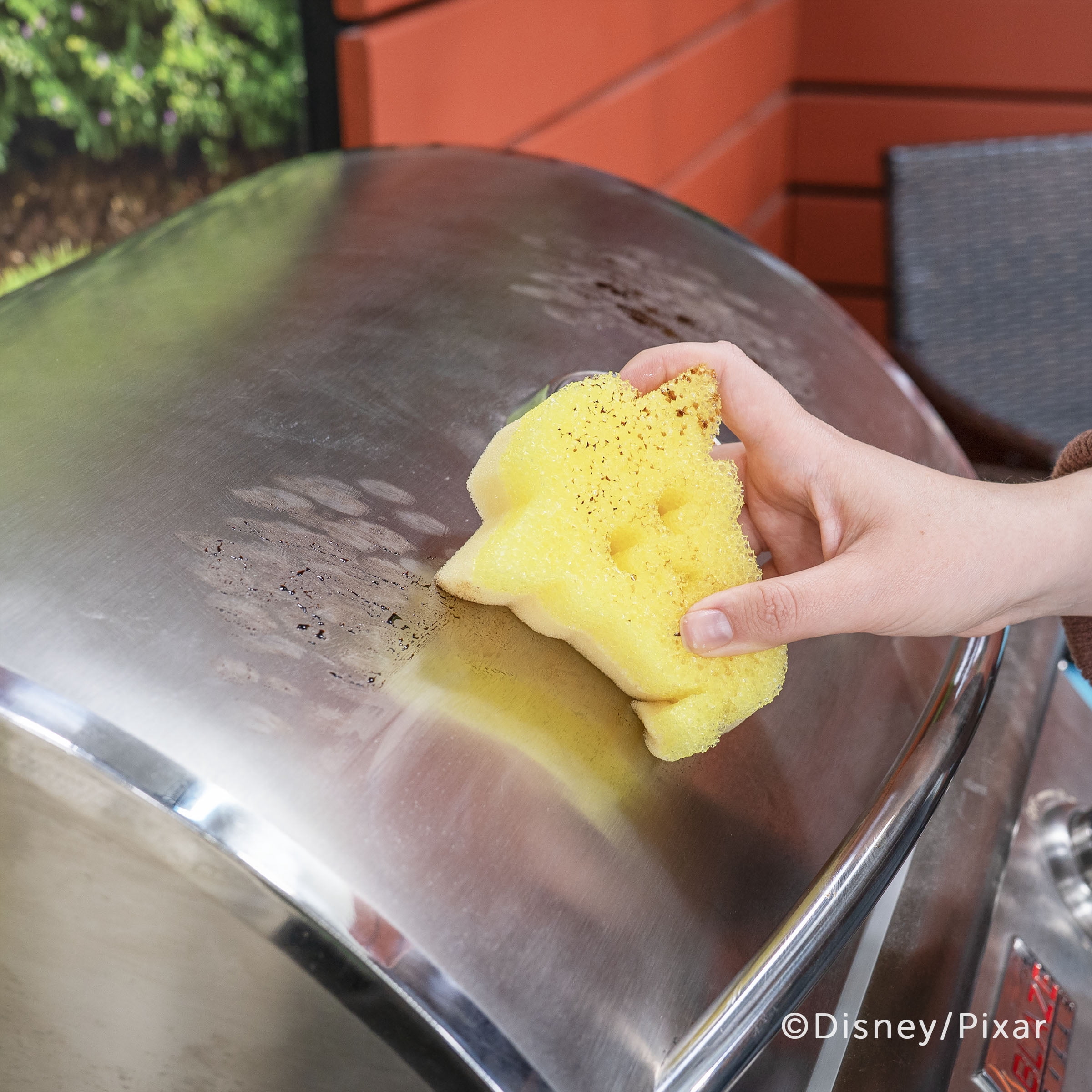 Scrub Daddy Scrub Mommy Disney Toy Story Yellow Woody Non-Scratch Cleaning Sponge
