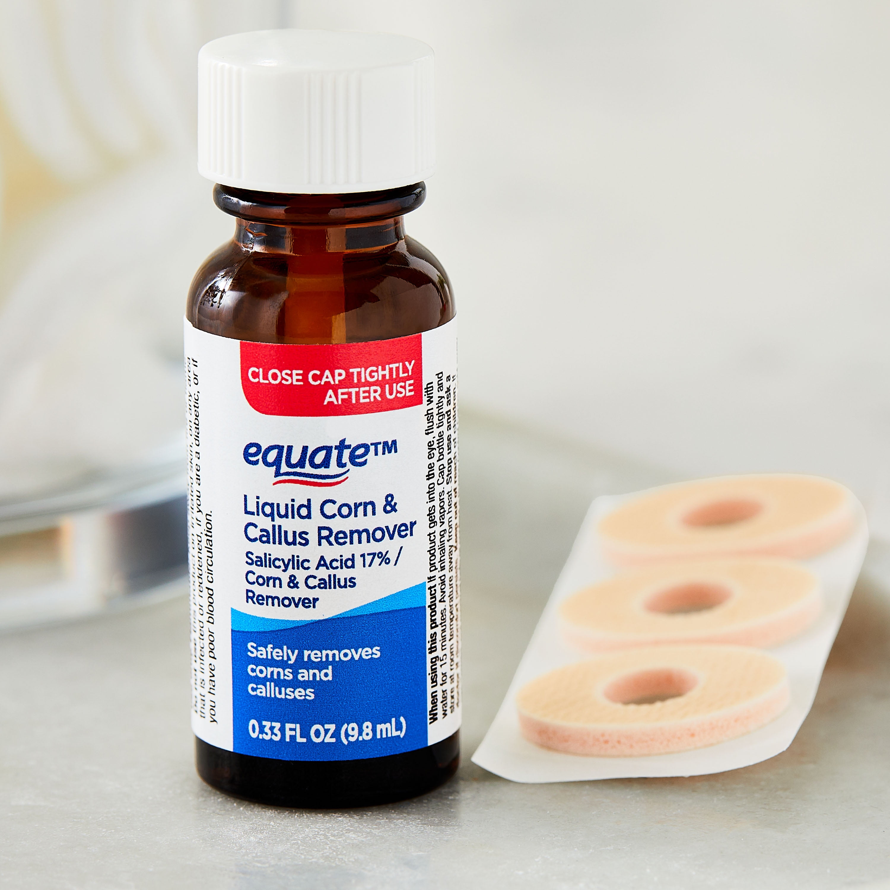 Equate Liquid Corn & Callus Remover with 3 Cushions, 0.33 fl oz, Compare to Dr Scholl's® Liquid Corn/Callus Remover