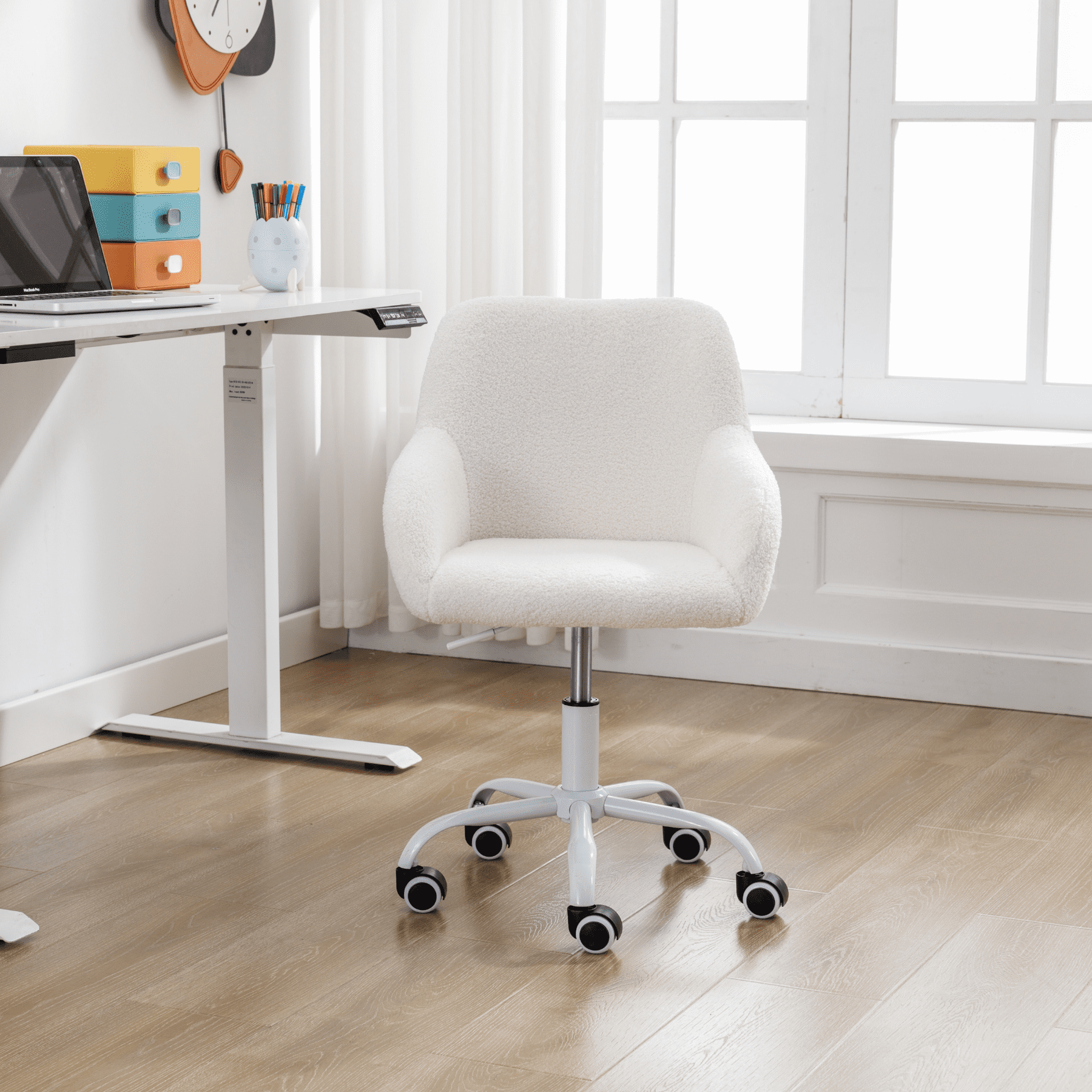 Dayalane Kids Desk Chair, Adjustable Swivel Faux Fur Study Chair with Armrests, Comfy Upholstered Computer Chair for Boys and Girls, Cute Computer Chair for Children, White