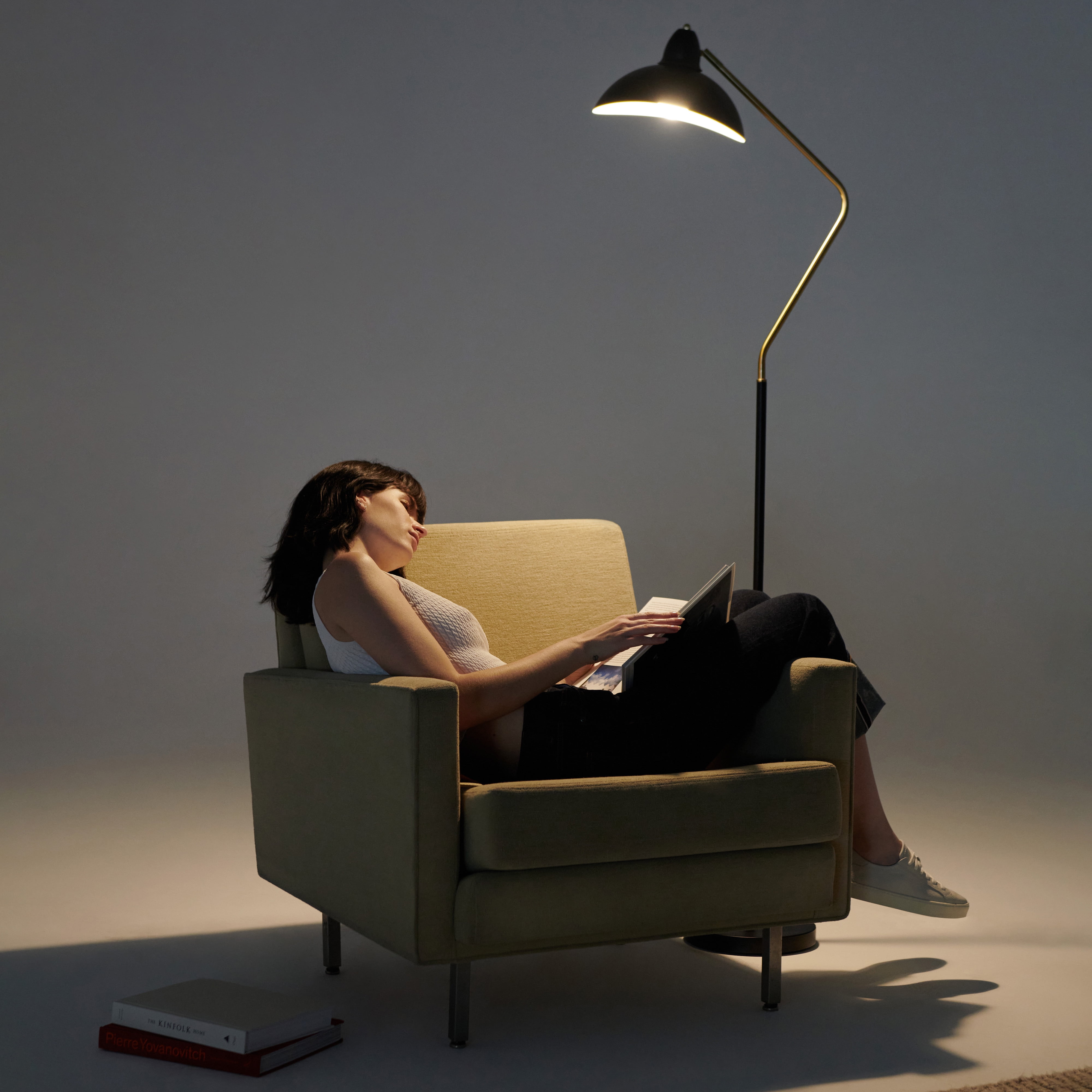 Brightech Swoop 69" LED Floor Lamp, Tall Lamp with Adjustable Head, Modern Lamp for Living Rooms & Offices, Standing Lamp with Heavy Base for Bedrooms, Stunning Living Room Decor