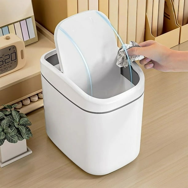 Cestos de Basura Pequeños, Bote de Basura de Escritorio, Cubo de Basura Delgado de Plástico para Casa, Oficina y Coche, 6.5 X 6.3 X 4.4 Pulgadas, Blanco y Beige, Base Antideslizante, Diseño Compacto,