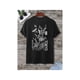 thumbnail image 1 of Camiseta de hombre con estampado de pájaros y caracteres japoneses, hombros caídos, corte regular, cuello redondo, ropa de verano, ropa masculina para uso diario al aire libre., 1 of 6