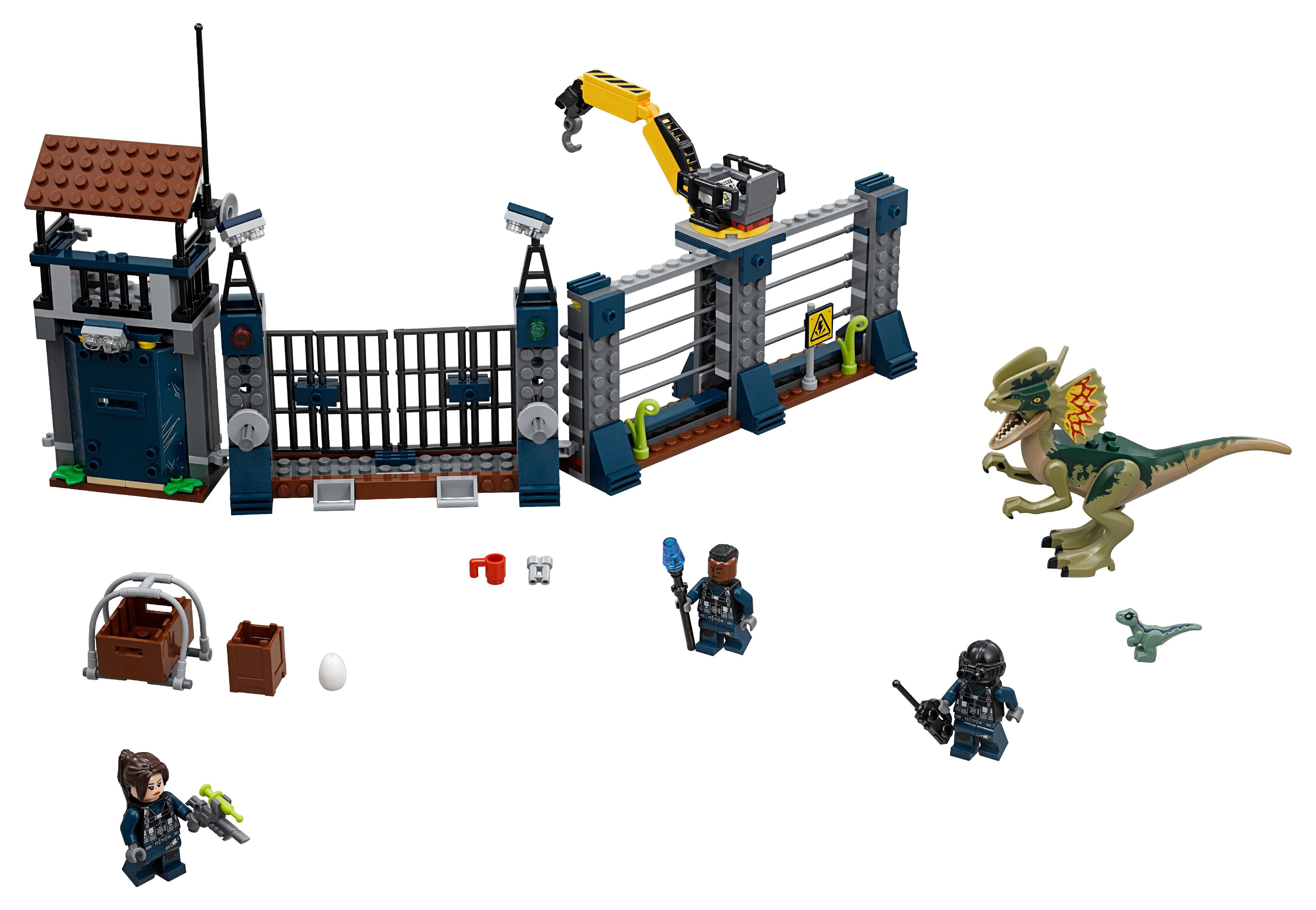 LEGO Jurassic World Dilophosaurus Outpost Attack 75931 - image 3 of 8