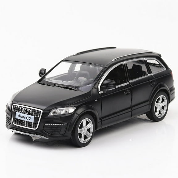 1:36 Q7 Alloy car model simulation off-road vehicle collection ornament children's and boys' toys