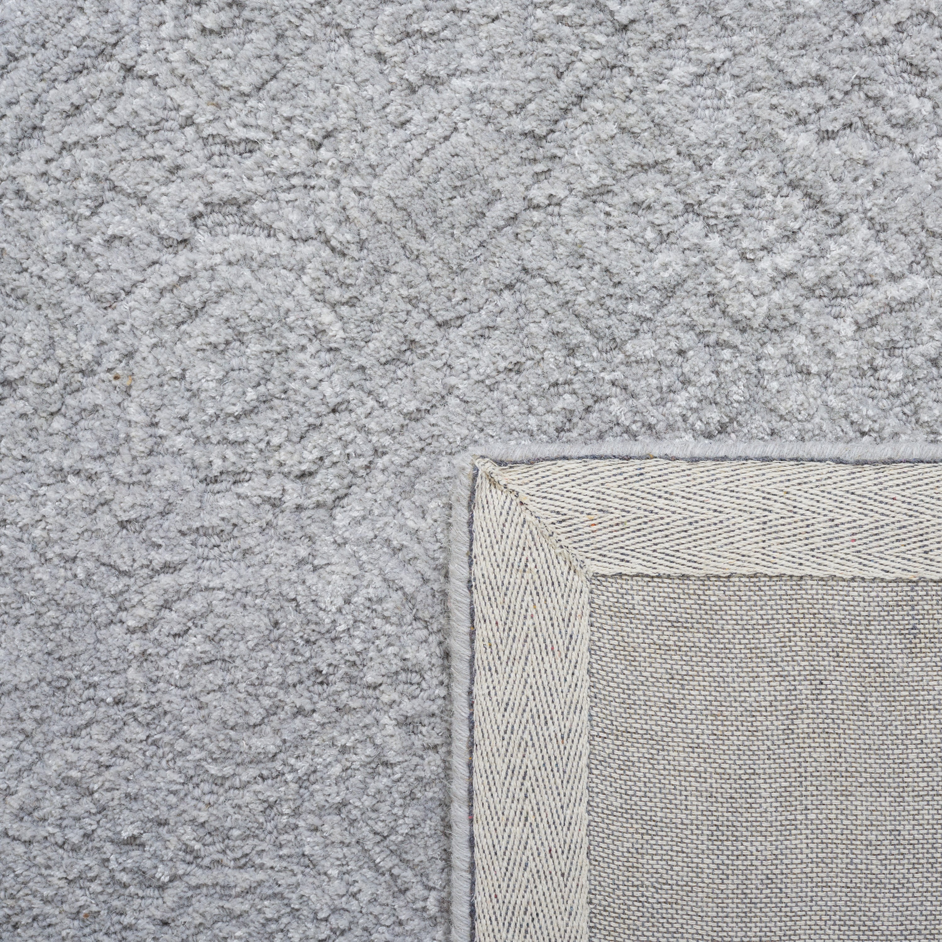 SAFAVIEH Martha Stewart Tufted Wool Area Rug, Grey, 6' x 6' Round