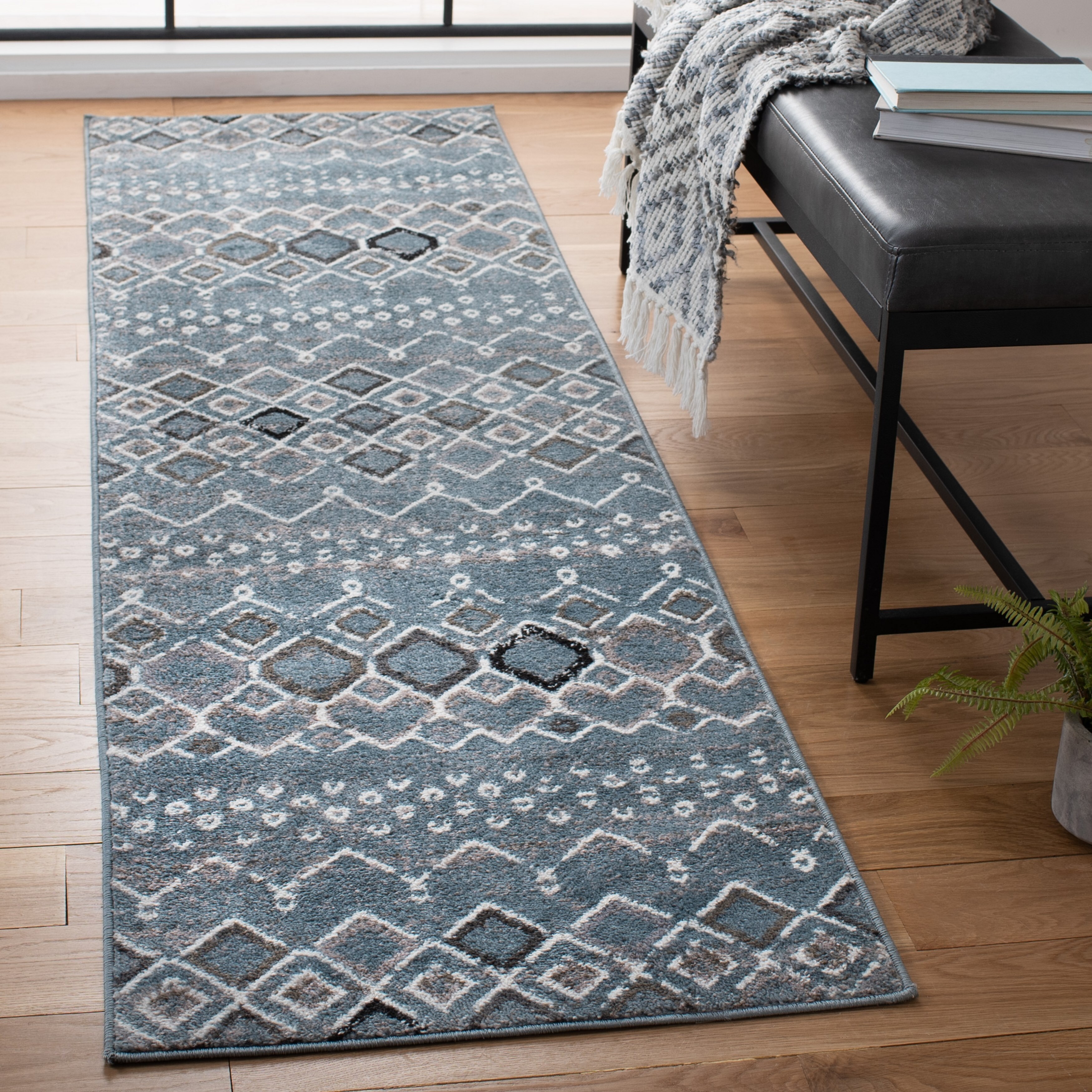 Safavieh Amsterdam Bridget Modern Moroccan Boho Rug
