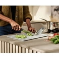 thumbnail image 3 of Tabla de cortar Joseph Joseph Chop2Pot Plus plegable 22 x 27 cm, 3 of 6