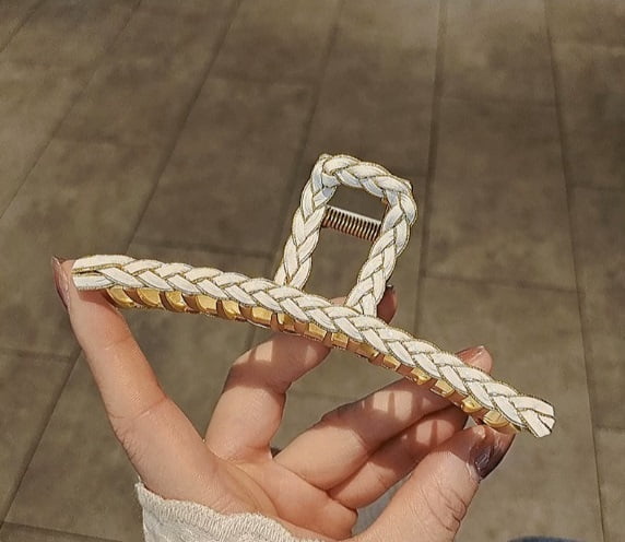 2-Pack Woven Shark Hair Clips - Strong Grip, Elegant Design for Everyday Use