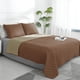 thumbnail image 1 of Juego de edredón reversible Easy-Going para cama matrimonial/reina con 2 fundas de almohada, 1 of 8