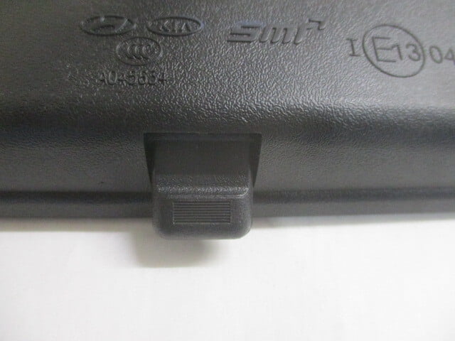 Pre-Owned Kia Soul Rondo Manual Rear View Mirror OEM LKQ - Verify Specific Vehicle Fitment In Description - (Good)