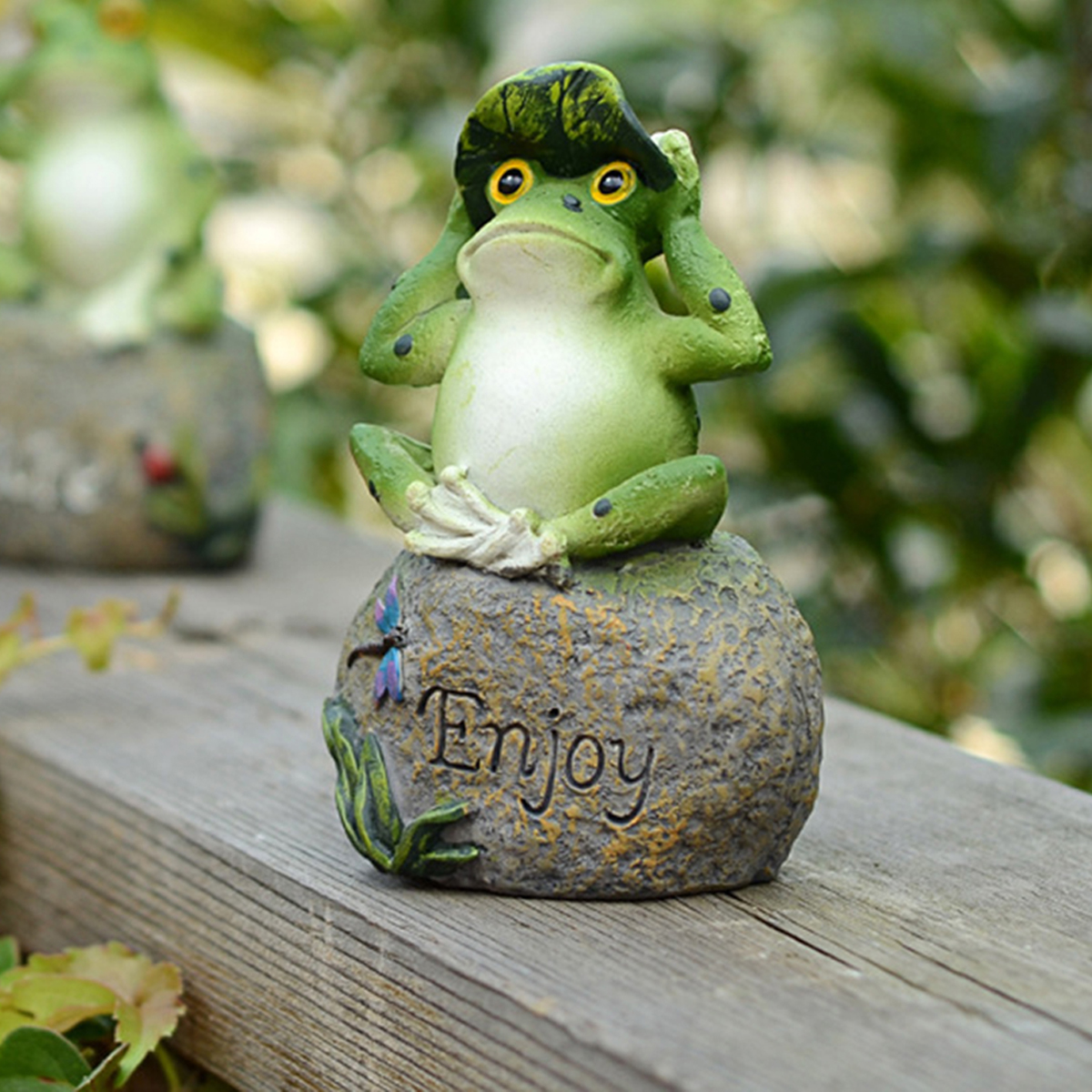 Frog Garden Statues 1/3 Pack Lanker 5 Inch Frogs Sitting on Stone