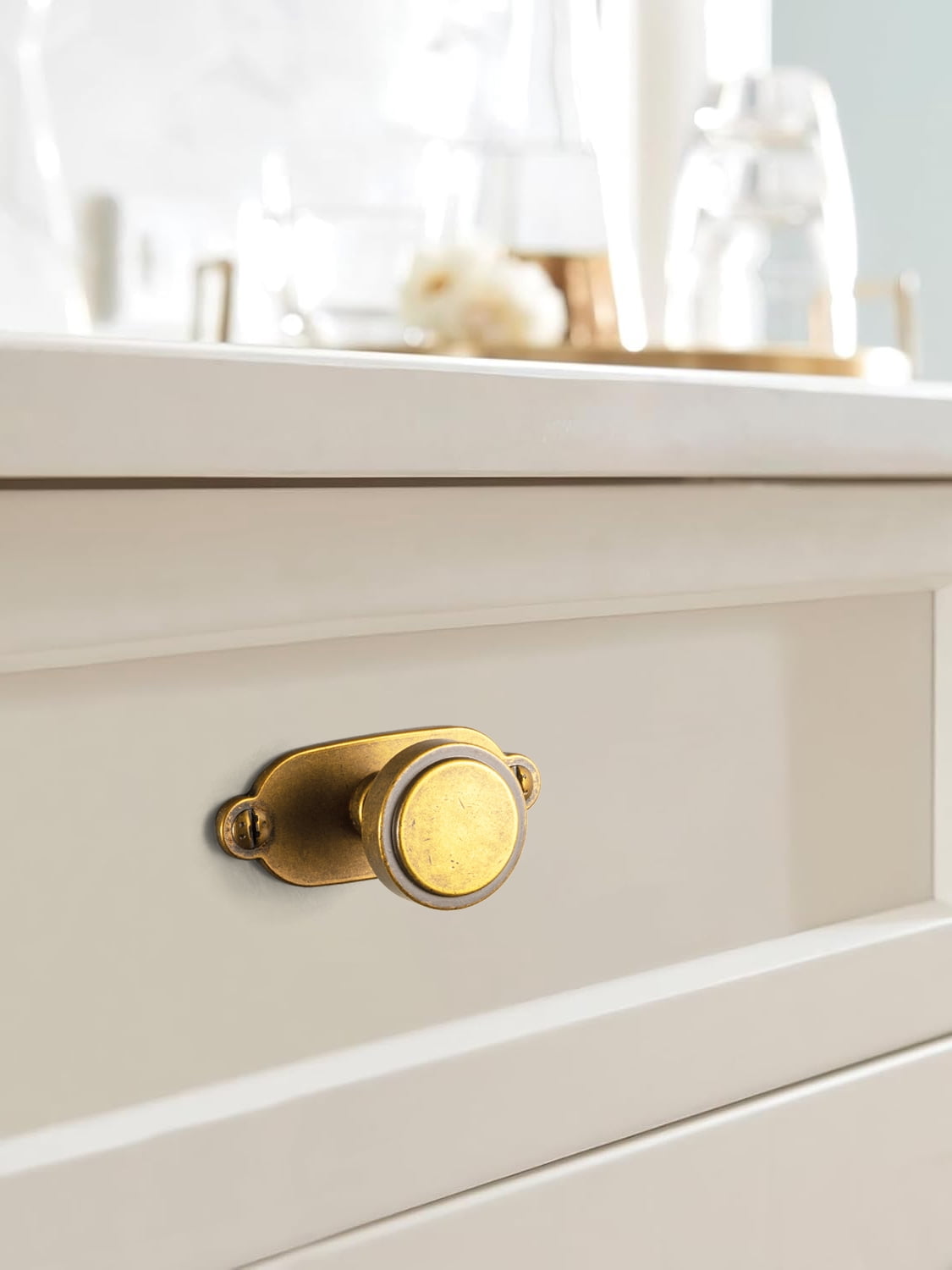 Goo-Ki Antique Brass Cabinet Drawer Knobs with Backplate, Zinc Alloy Kitchen Hardware,Modern Single Hole Bar Pull Handles for Cupboard Wardrobe,6 Pack (2503-G013)