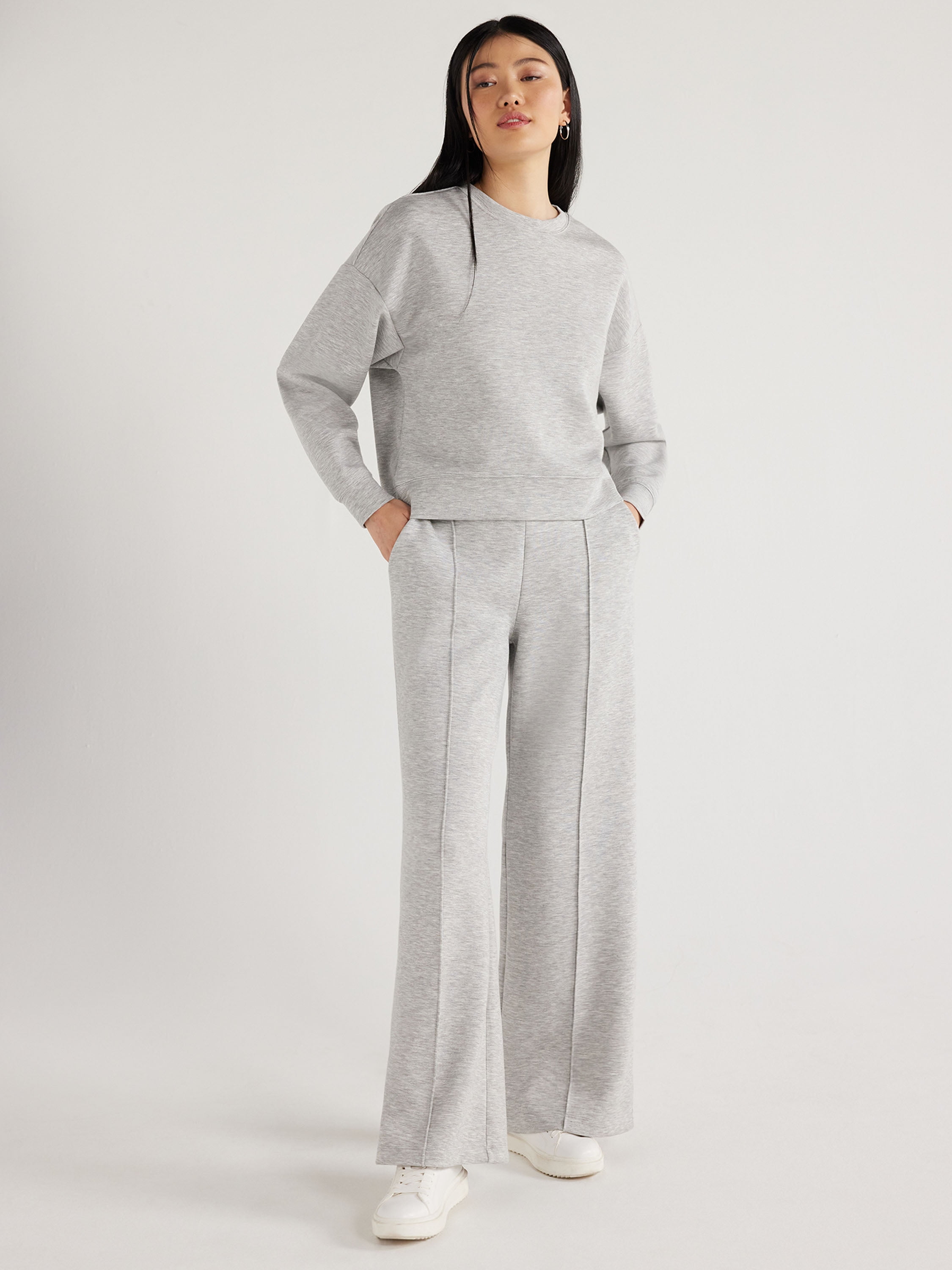 Scoop Women’s and Women’s Plus Ultimate Scubaknit Seamed Sweatpants, Sizes XS-4X