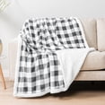 thumbnail image 2 of Manta PAVILIA Buffalo Plaid Sherpa gris claro 50x60, 2 of 8