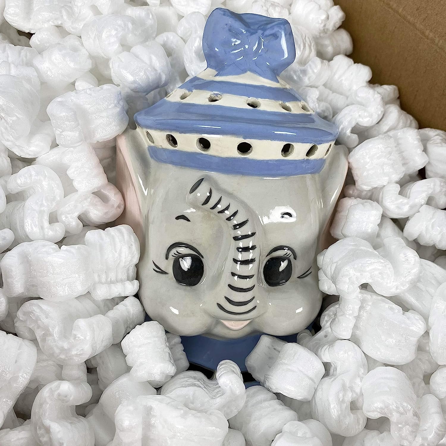 StarBoxes White Regular Loose Shipping Packing Peanuts 22.5 gal / 3 Cubic Feet