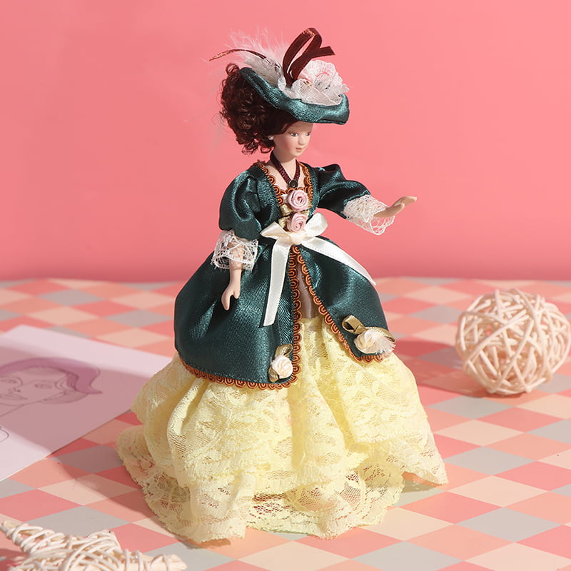 1:12 Dollhouse Miniature Porcelain Dolls Victorian Lady Green Dress Miss RSZ8 